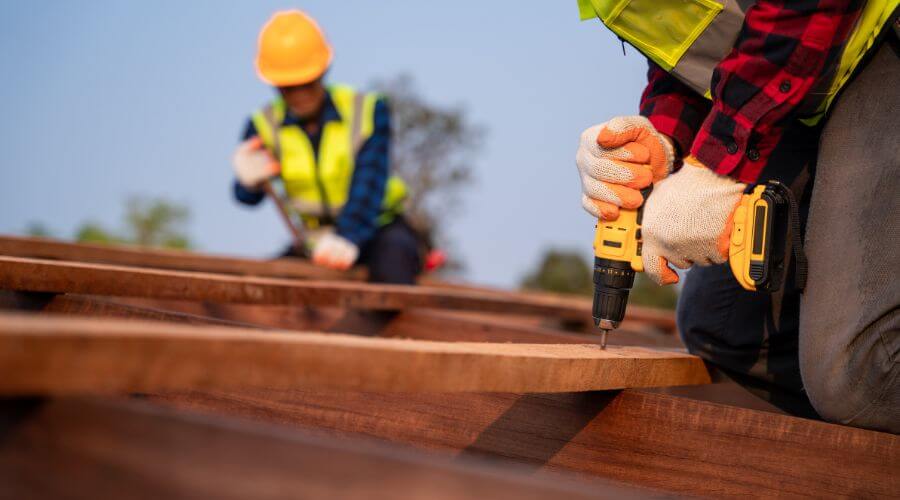 Expert new roof installation services in Veedersburg, IN